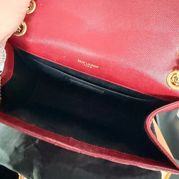 Yves Saint Laurent Envelope Scarlet Quilted Shoulder Bag Gold Chain YSL - Picture 13 of 16